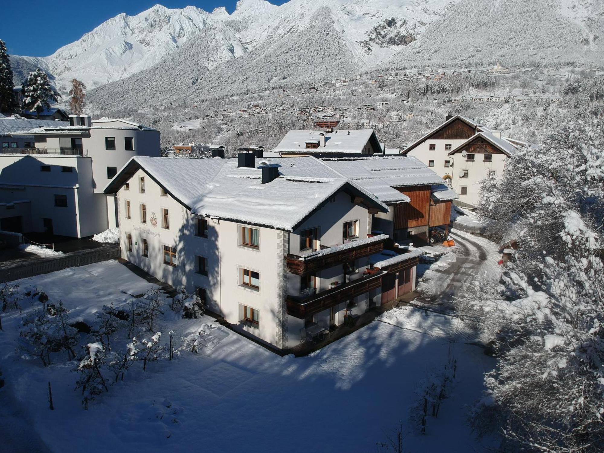Landhaus Zangerl - Kobelerhof Landeck Exteriér fotografie