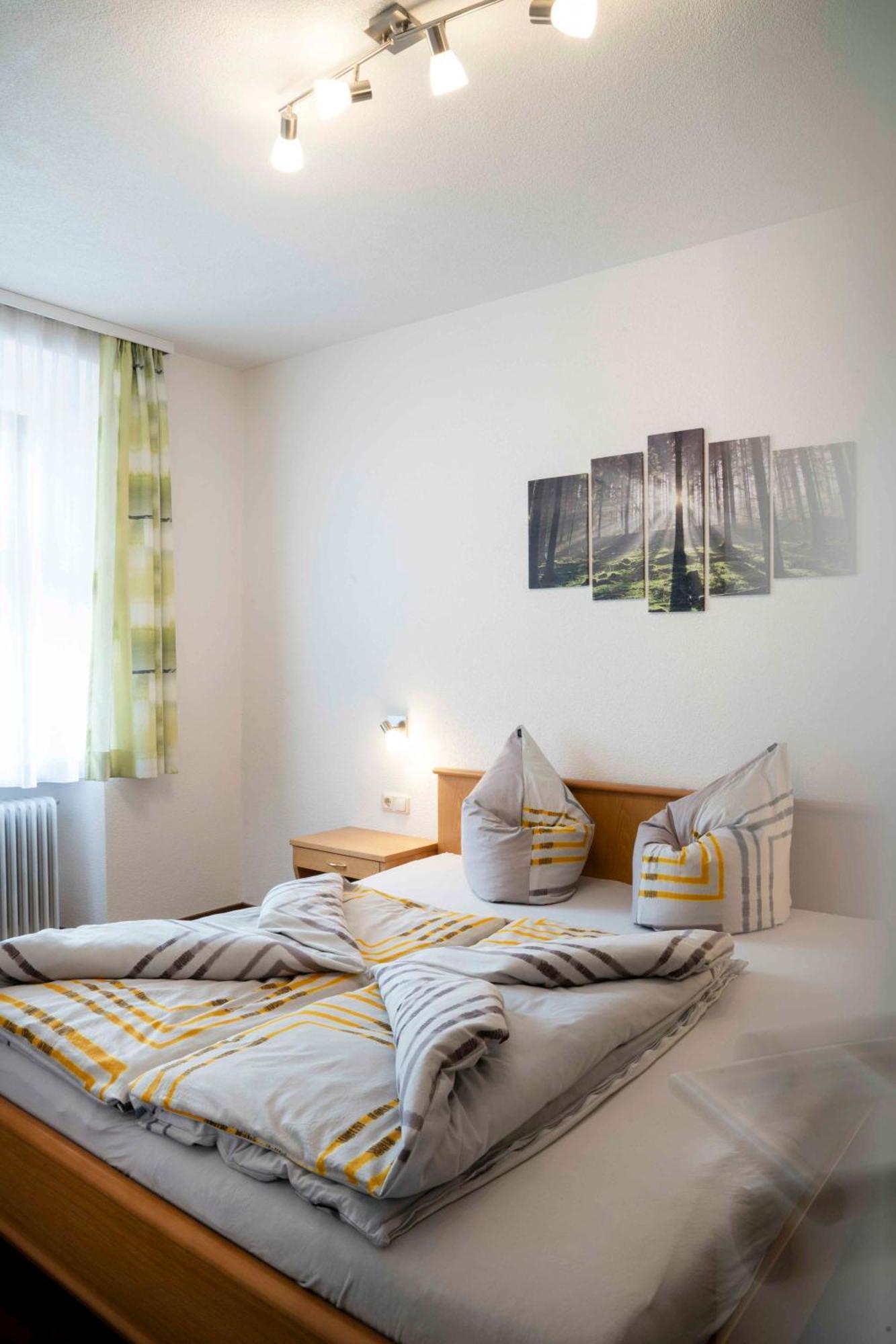 Landhaus Zangerl - Kobelerhof Landeck Pokoj fotografie
