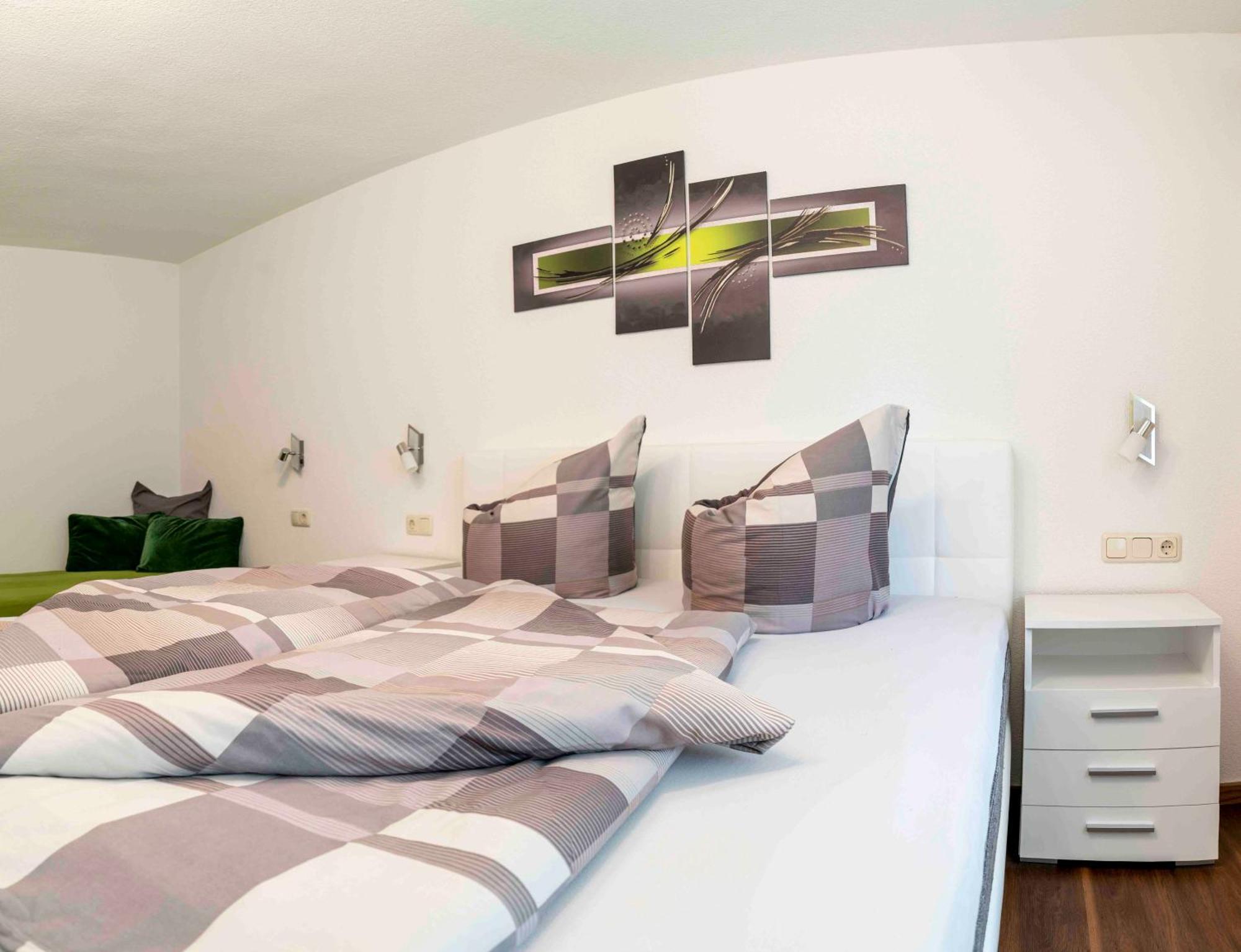Landhaus Zangerl - Kobelerhof Landeck Pokoj fotografie