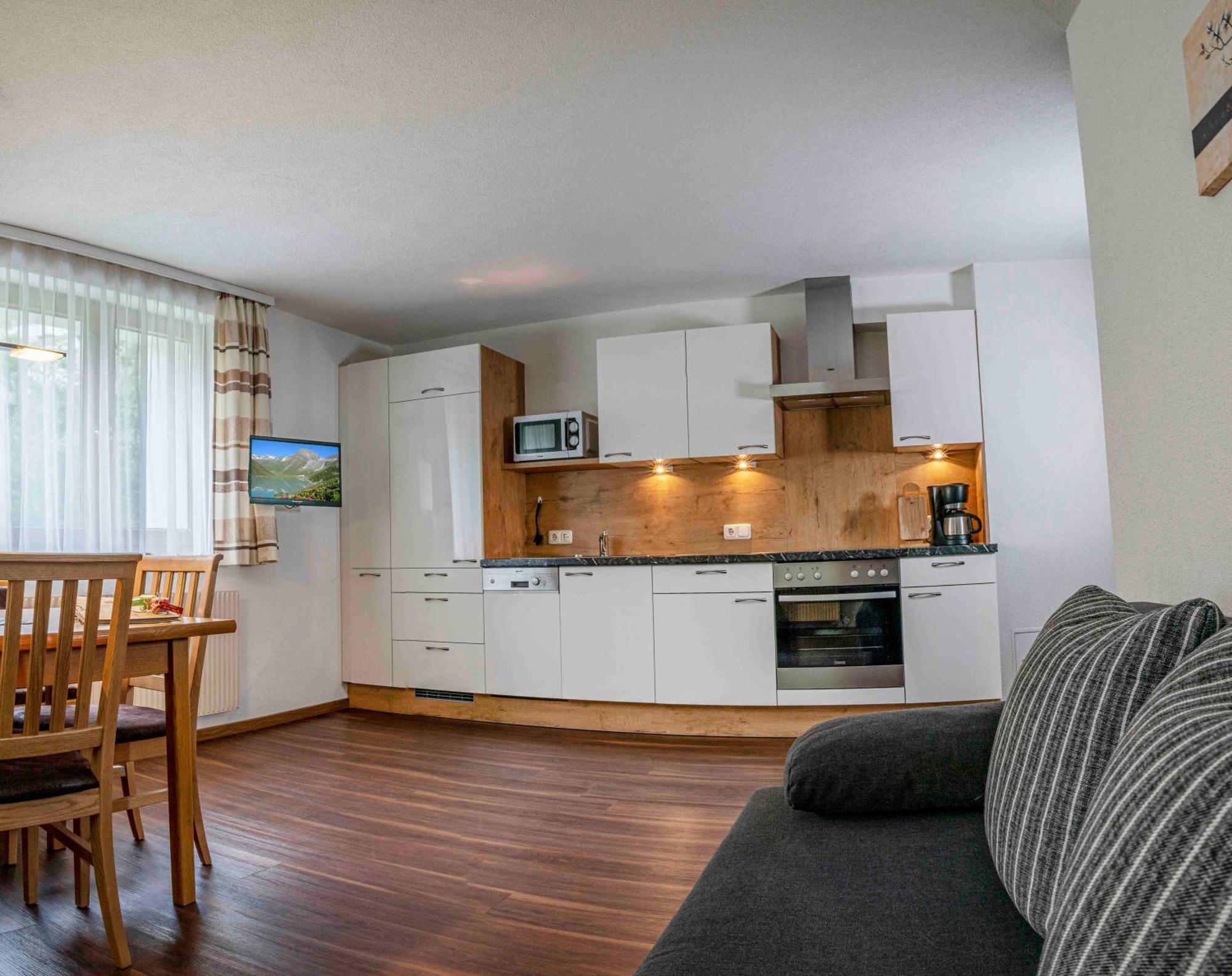 Landhaus Zangerl - Kobelerhof Landeck Pokoj fotografie